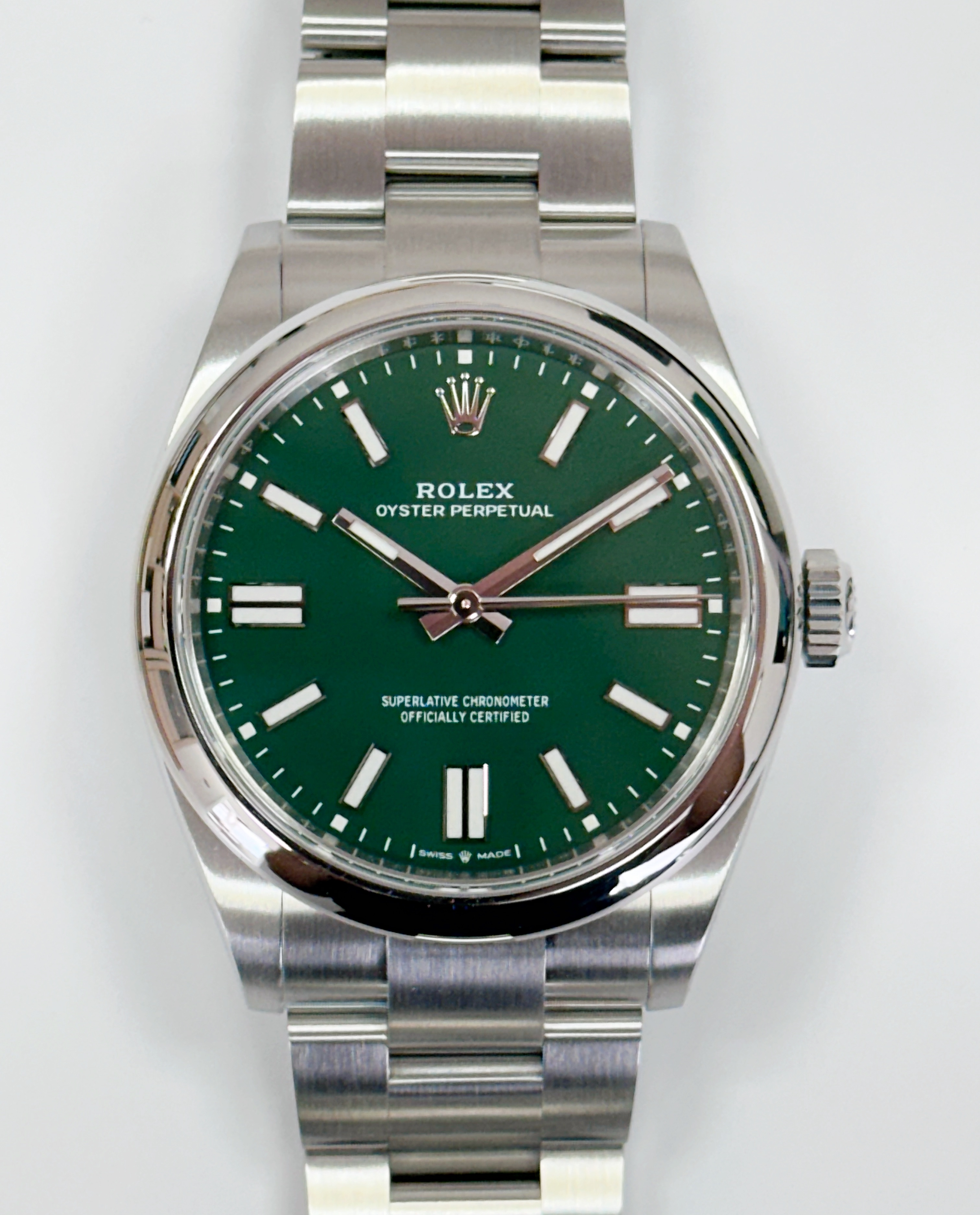 ROLEX OYSTER PERPETUAL 41MM 134300 GREEN DIAL UNWORN 2025